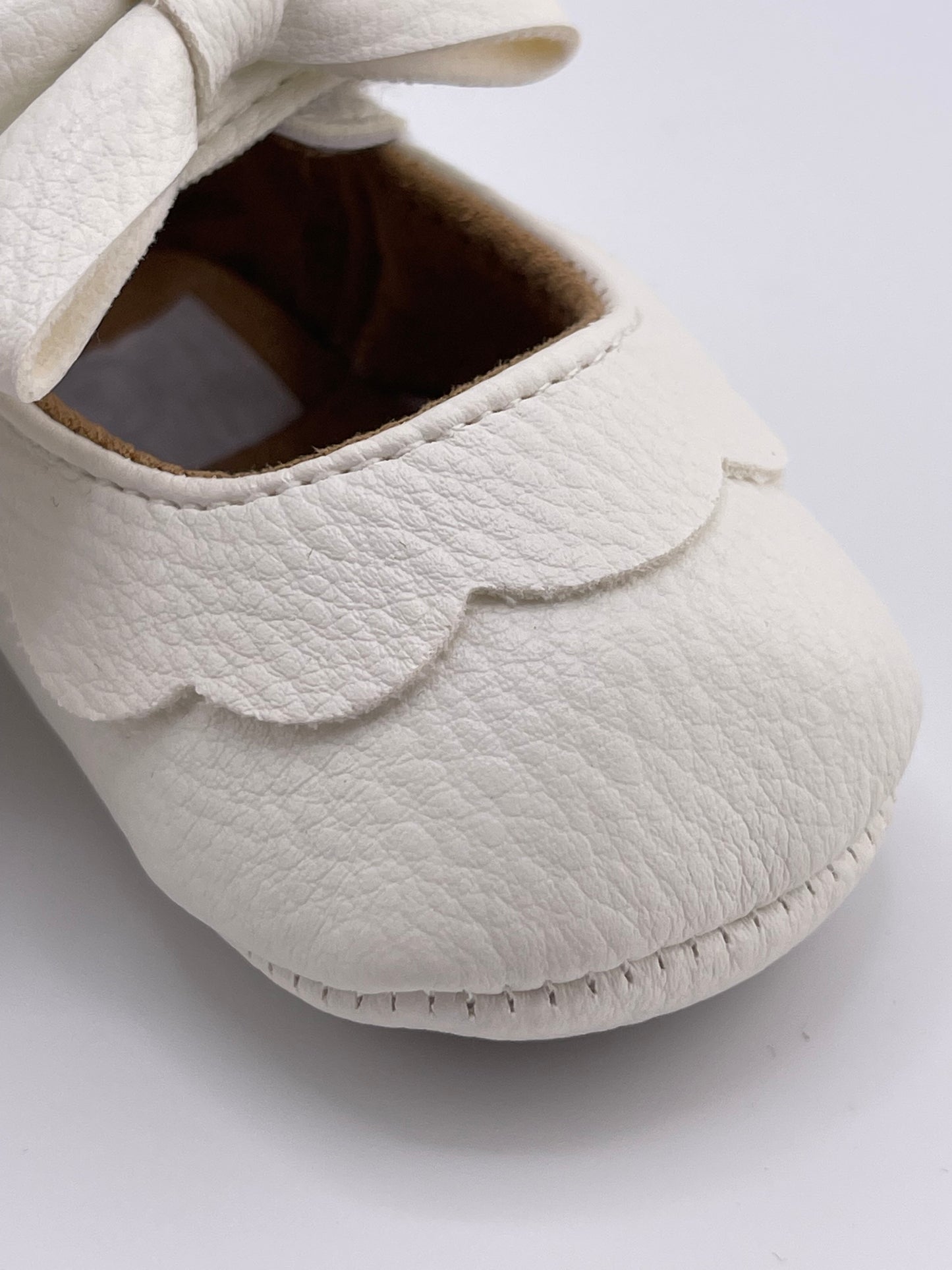 Girls infant bow shoes