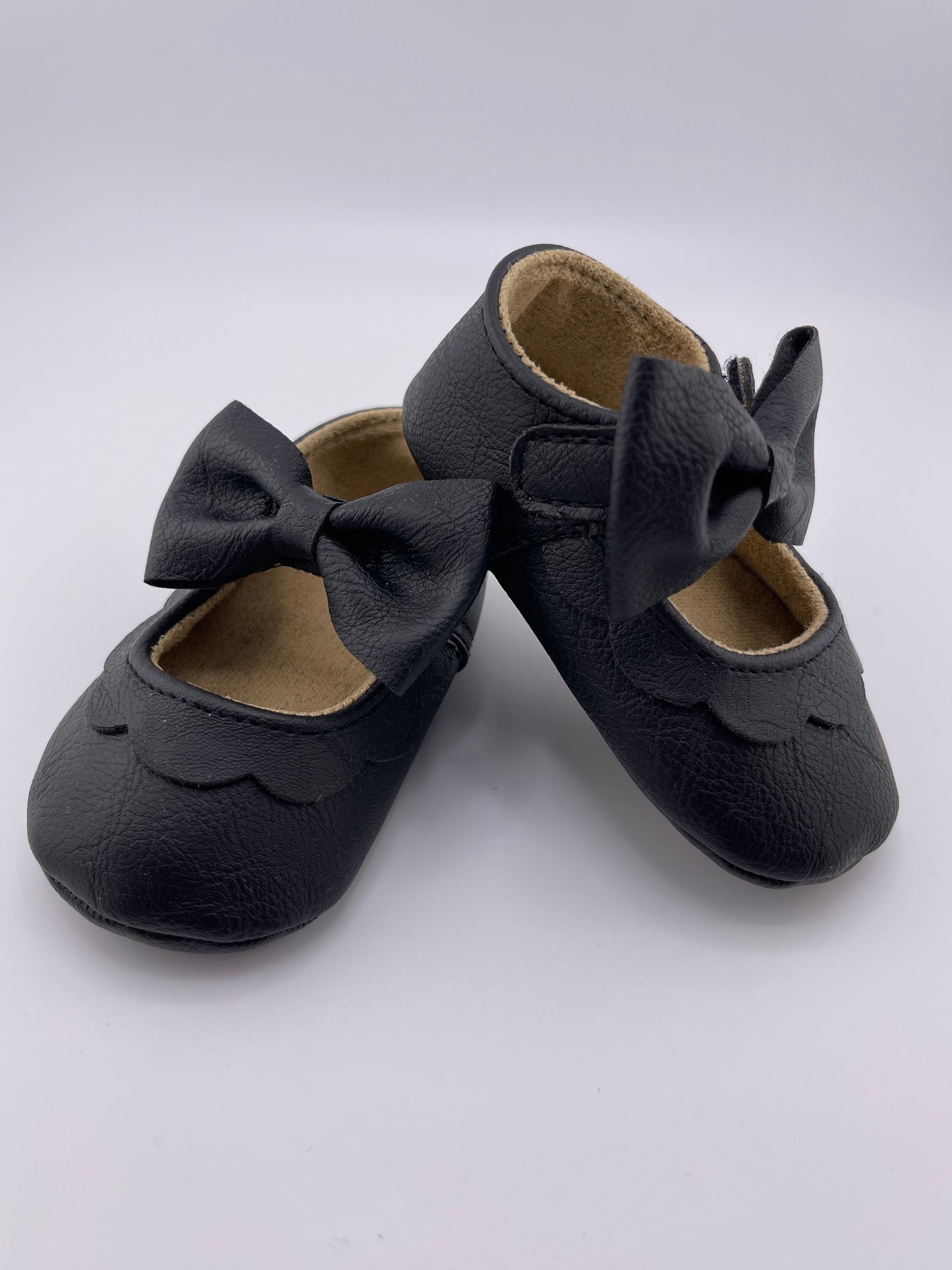 Girls infant bow shoes